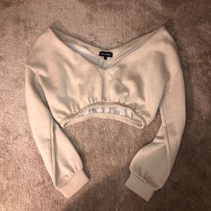 NWOT PrettyLittleThing Off-Shoulder Cropped Crew